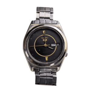 Retro Seiko 5 automatic timepiece for collectors